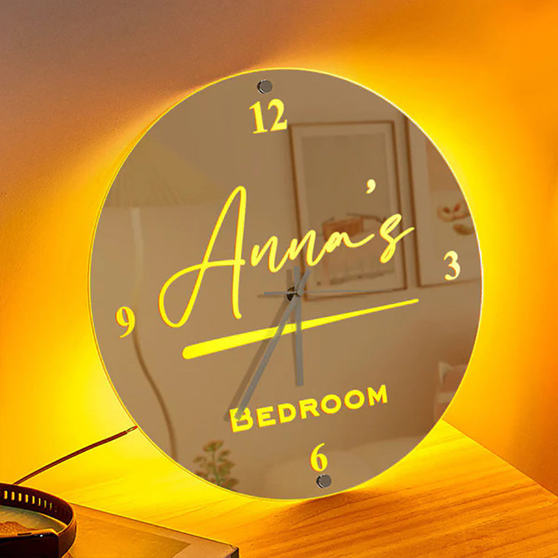 🔔【Aangepaste naam lichtgevende klokspiegel】——De perfecte combinatie van tijd en persoonlijkheid🎄🎉