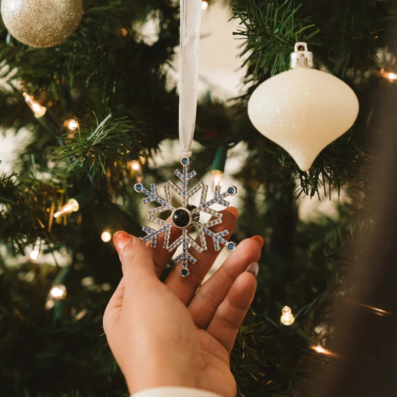 Gepersonaliseerd Projectie Ornament Aangepaste foto Sneeuwvlok Kerst Ornament Gifts